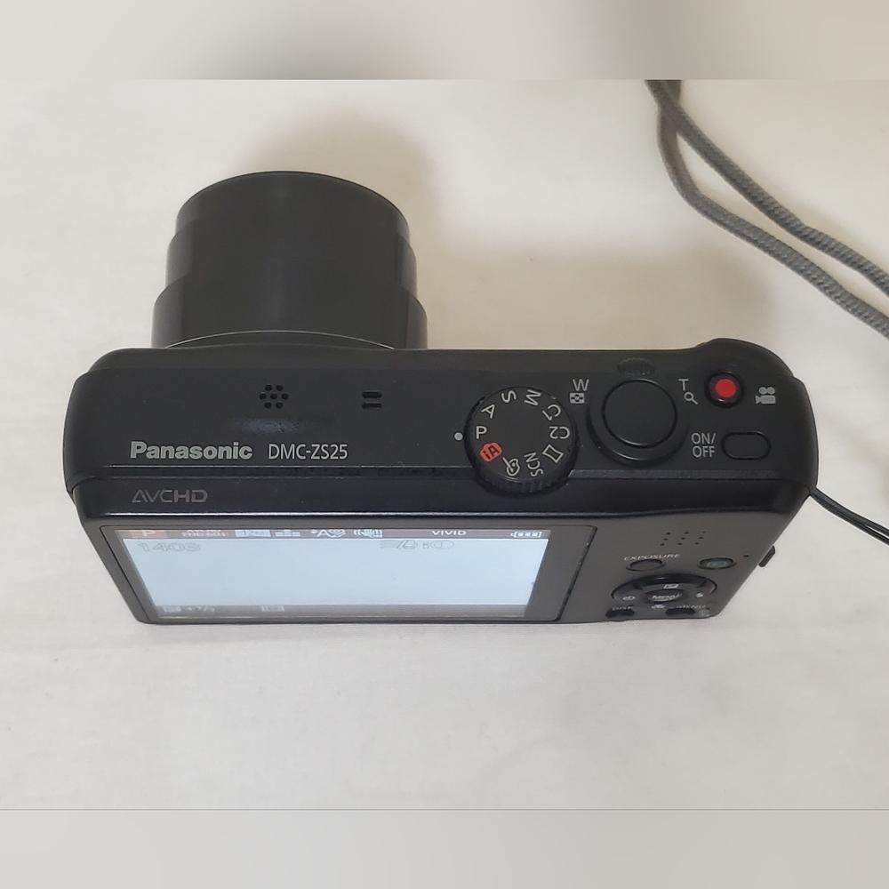 Panasonic Lumix DMC-ZS25 Digital Camera - Picture 2 of 15